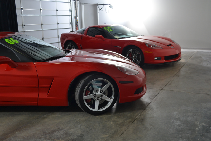 Illustration for article titled Red C6 Car Porn